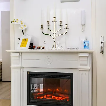 Luxury Avantgarden 3 Apartment Brasov